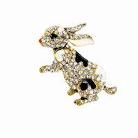 Broche Le lapin blanc