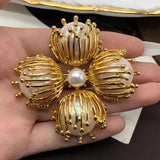 Broche Aurora