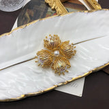 Broche Aurora